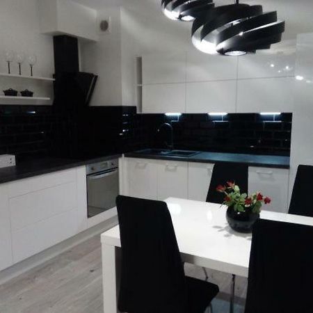 고르주프비엘코폴스키 Apartament Plac Jana Pawla 아파트 외부 사진